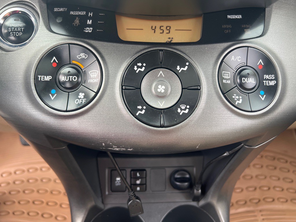 2010 Toyota Rav4 Image 24
