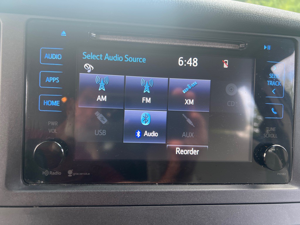 2015 Toyota Sienna Image 23