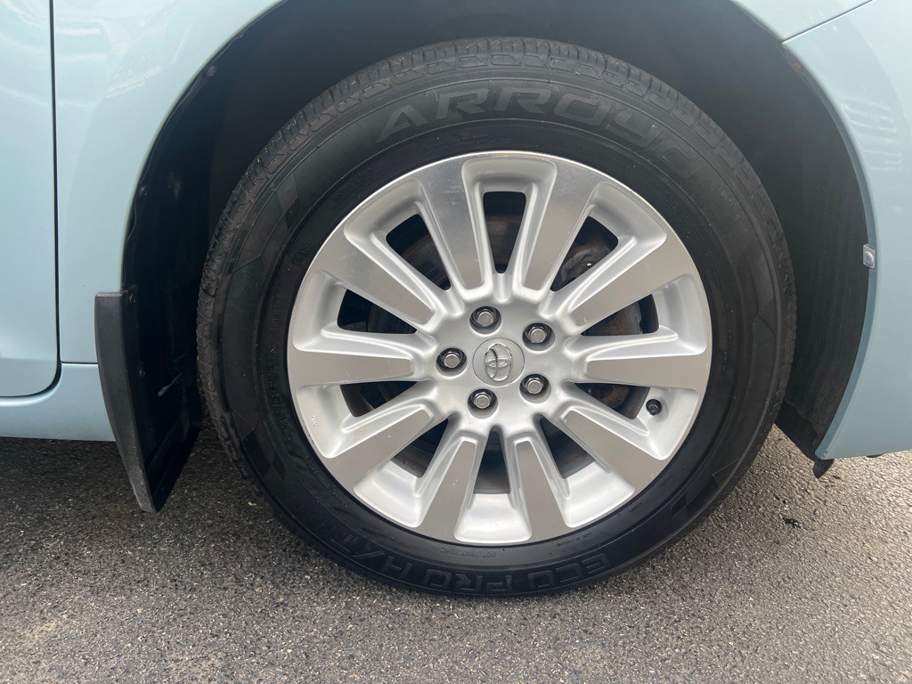 2015 Toyota Sienna Image 30
