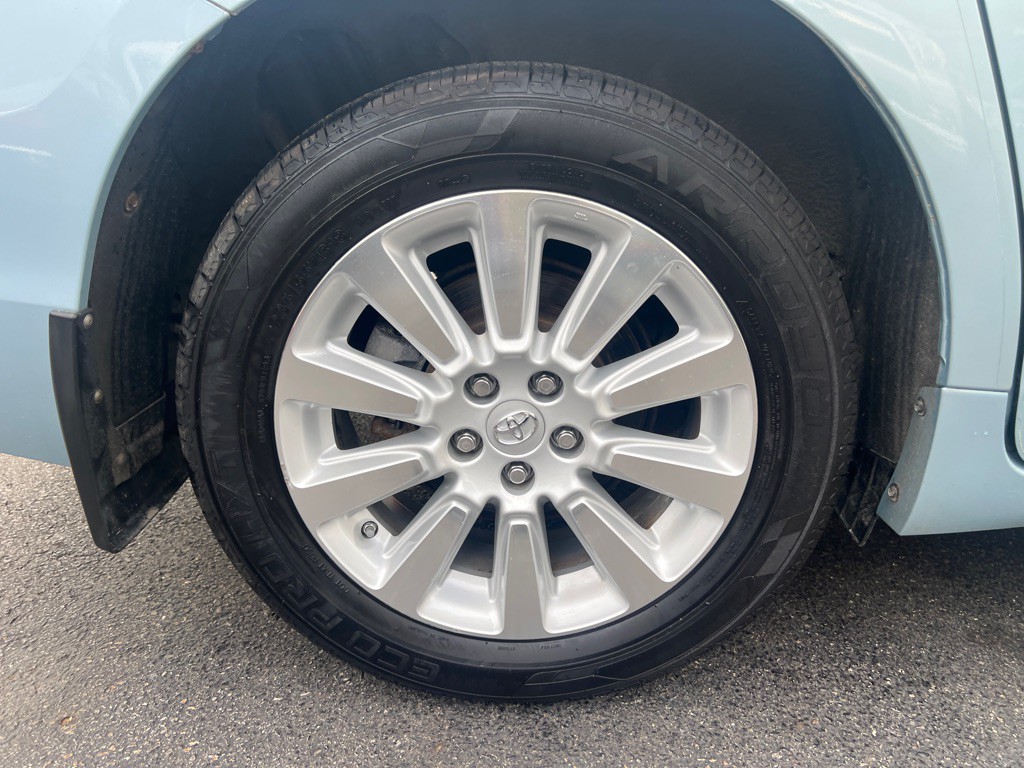 2015 Toyota Sienna Image 31