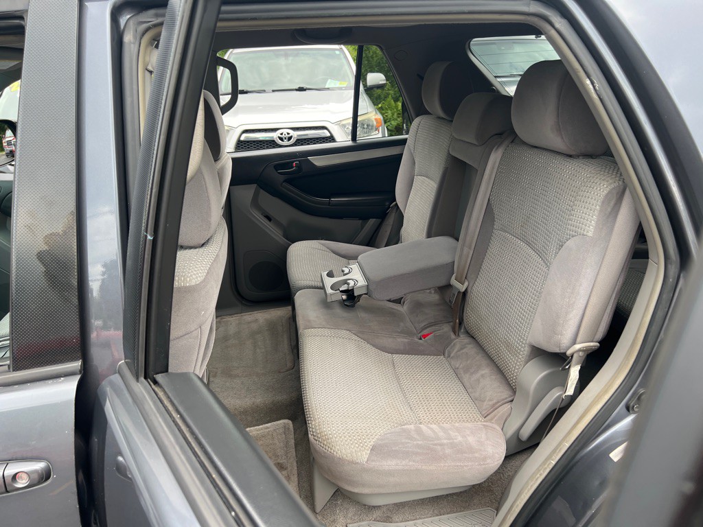 2004 Toyota 4Runner Image 14