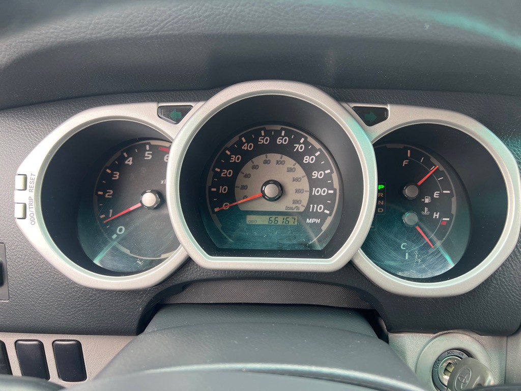 2004 Toyota 4Runner Image 20