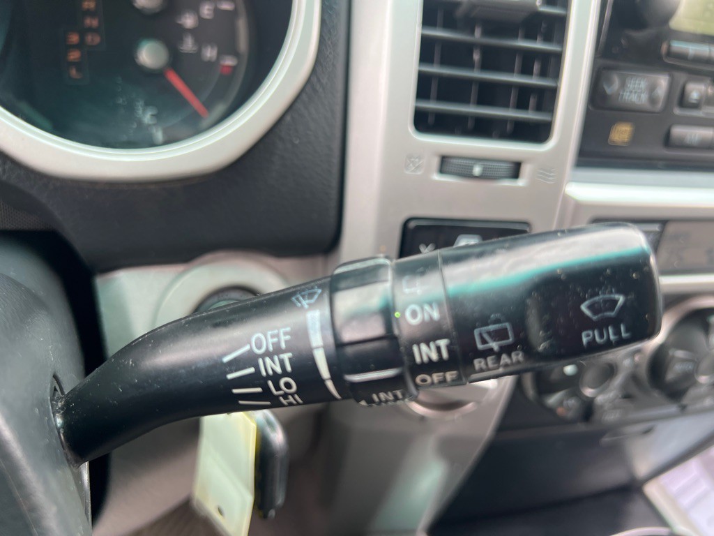 2004 Toyota 4Runner Image 25