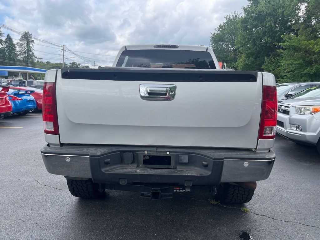 2011 GMC Sierra Image 4
