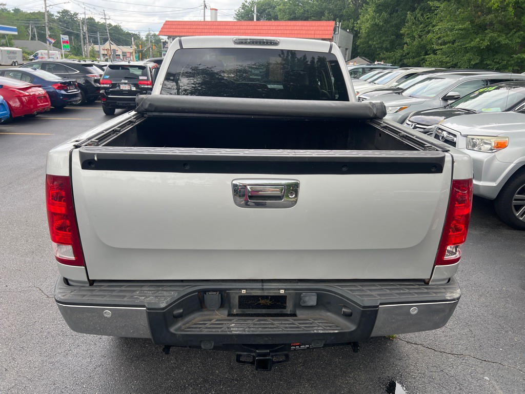 2011 GMC Sierra Image 5