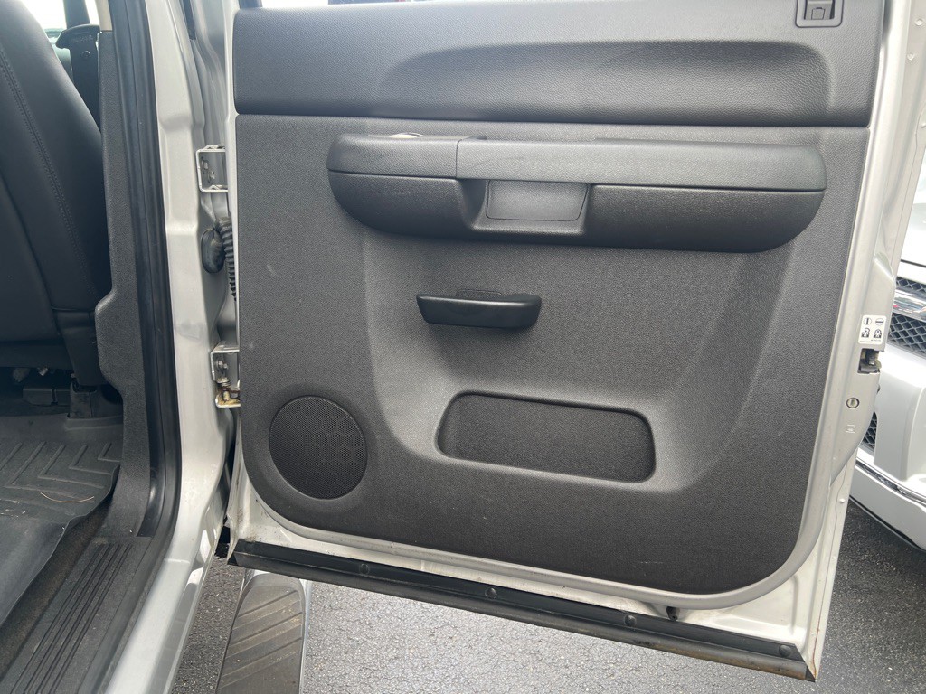2011 GMC Sierra Image 13