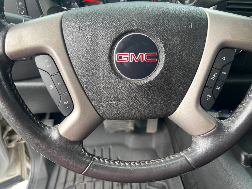 2011 GMC Sierra Image 19