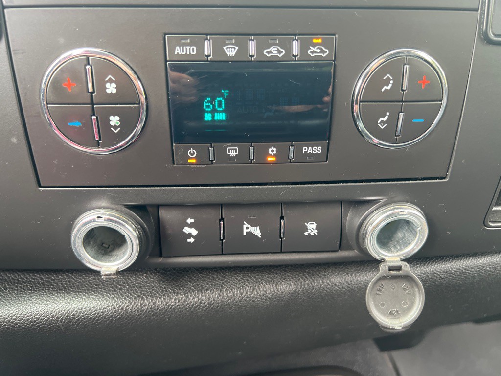 2011 GMC Sierra Image 27