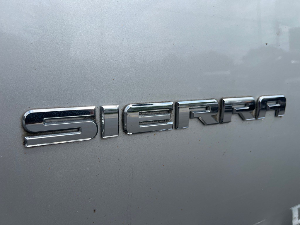 2011 GMC Sierra Image 37