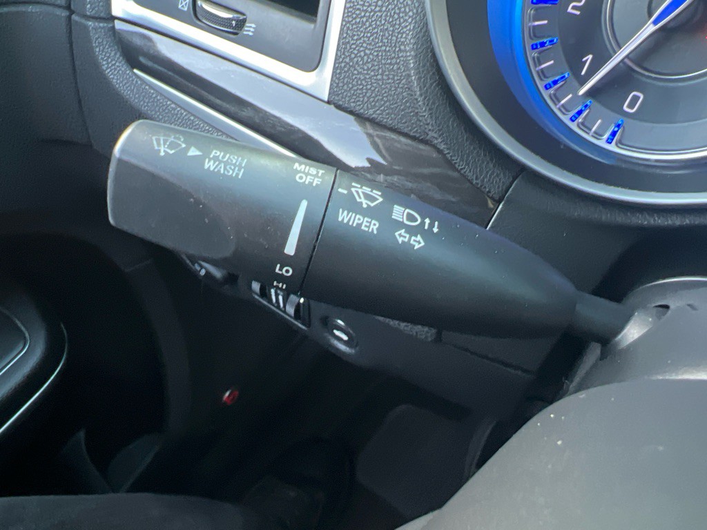 2015 Chrysler 300 Image 20