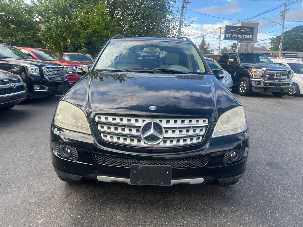 2008 Mercedes-Benz M-Class Image 10