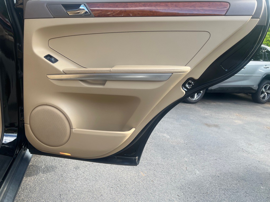 2008 Mercedes-Benz M-Class Image 14