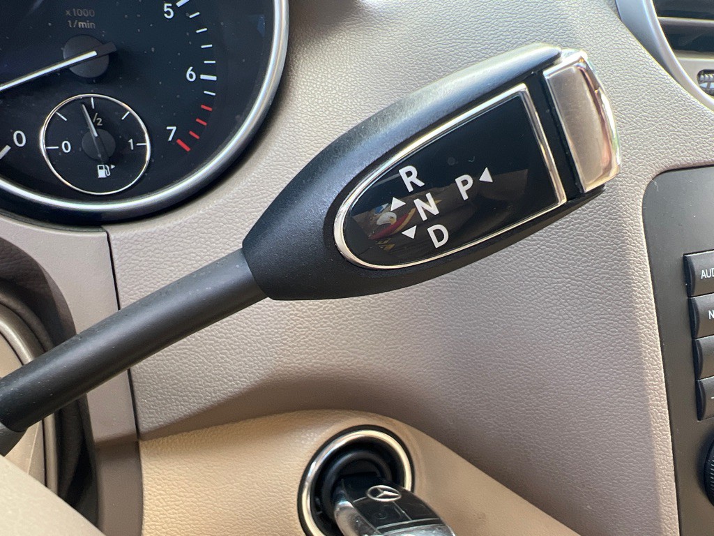 2008 Mercedes-Benz M-Class Image 23