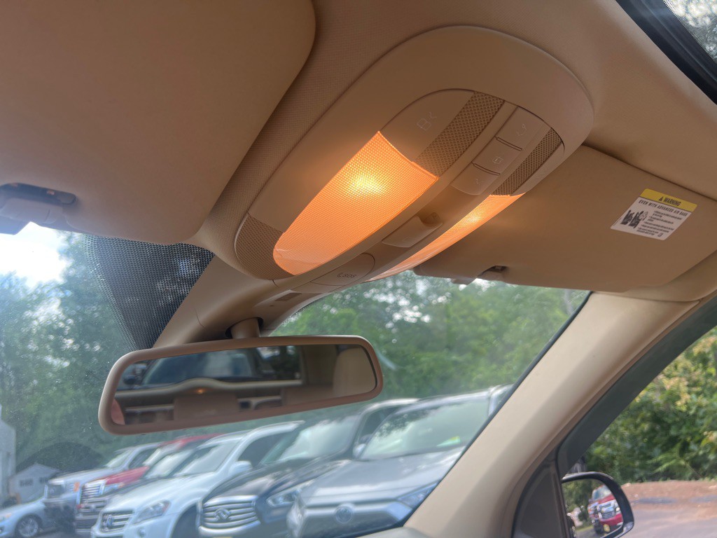 2008 Mercedes-Benz M-Class Image 24