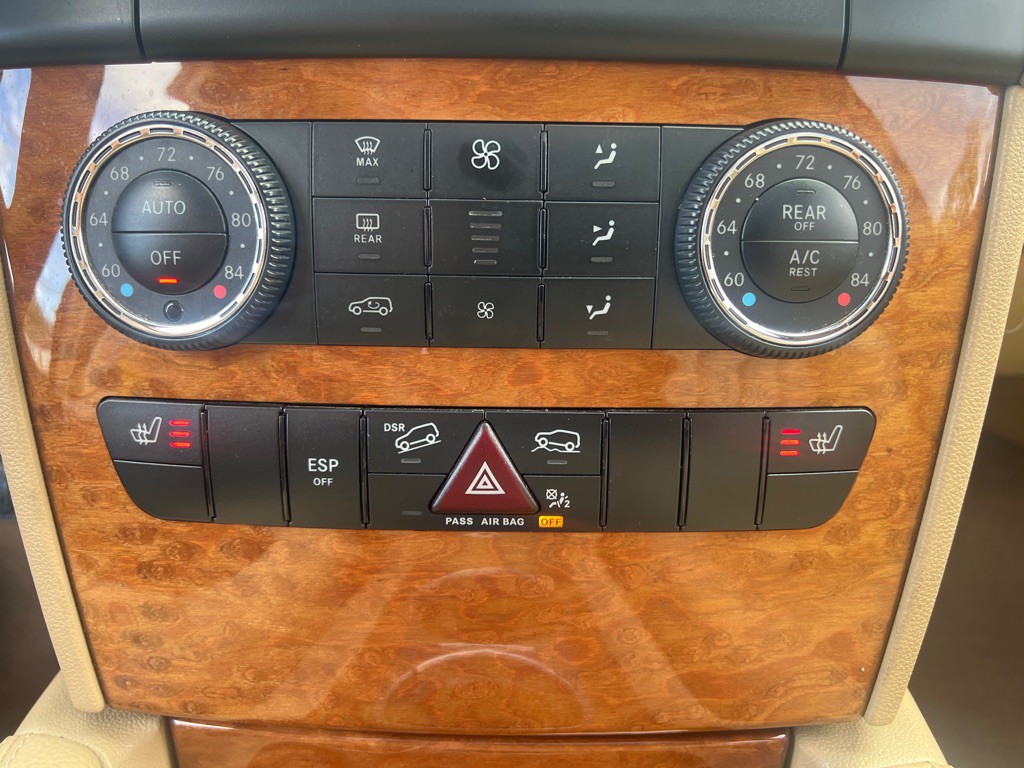 2008 Mercedes-Benz M-Class Image 30