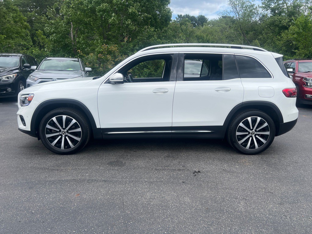2020 Mercedes-Benz GLB Image 2