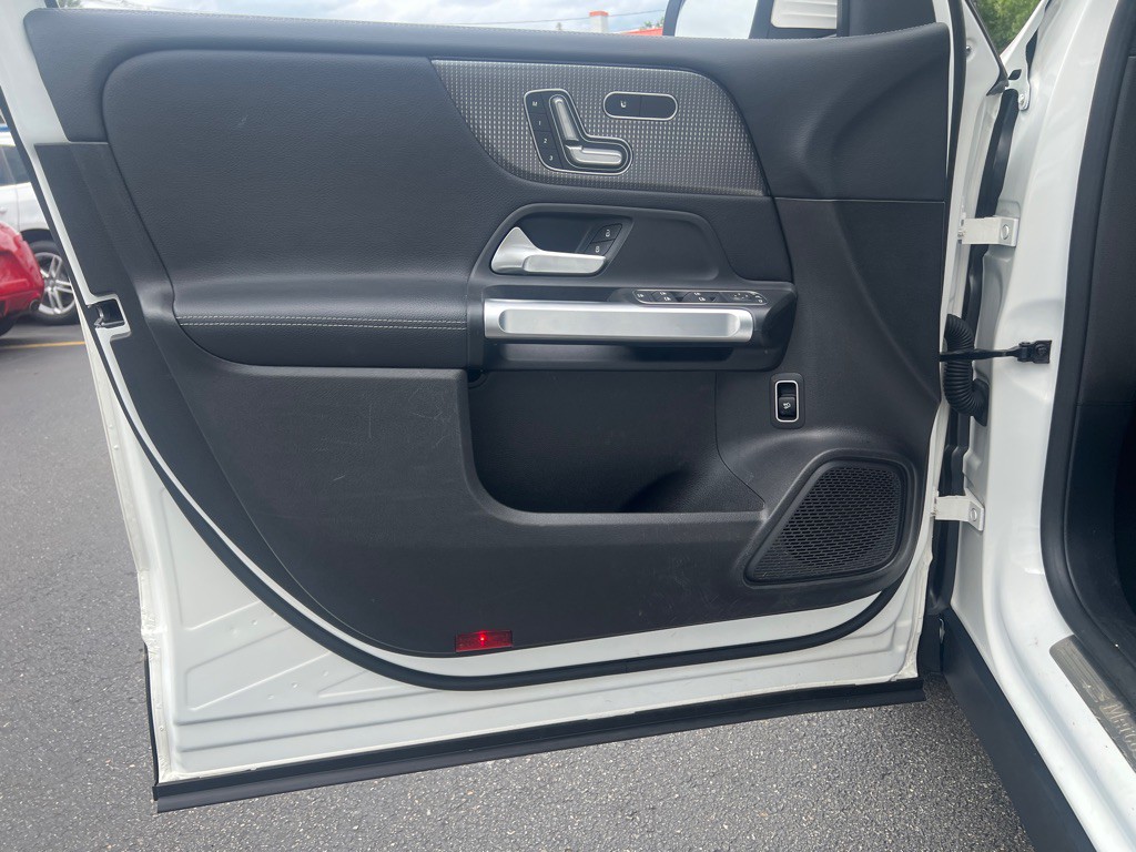 2020 Mercedes-Benz GLB Image 10
