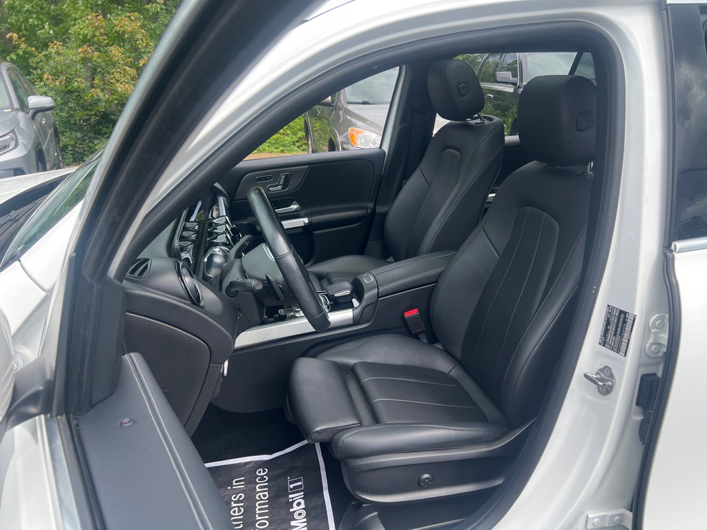 2020 Mercedes-Benz GLB Image 14