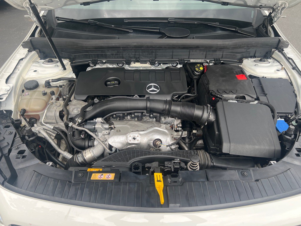 2020 Mercedes-Benz GLB Image 39