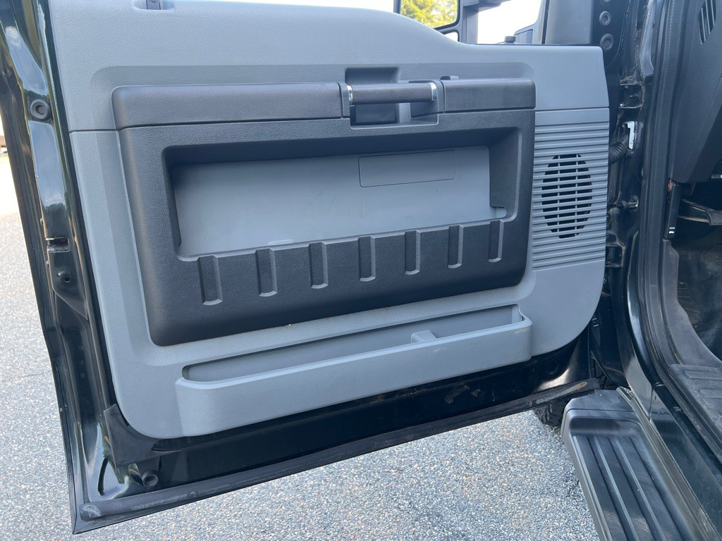 2016 Ford F-350 Image 6