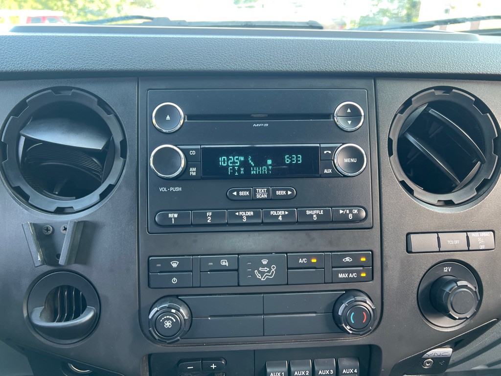 2016 Ford F-350 Image 32
