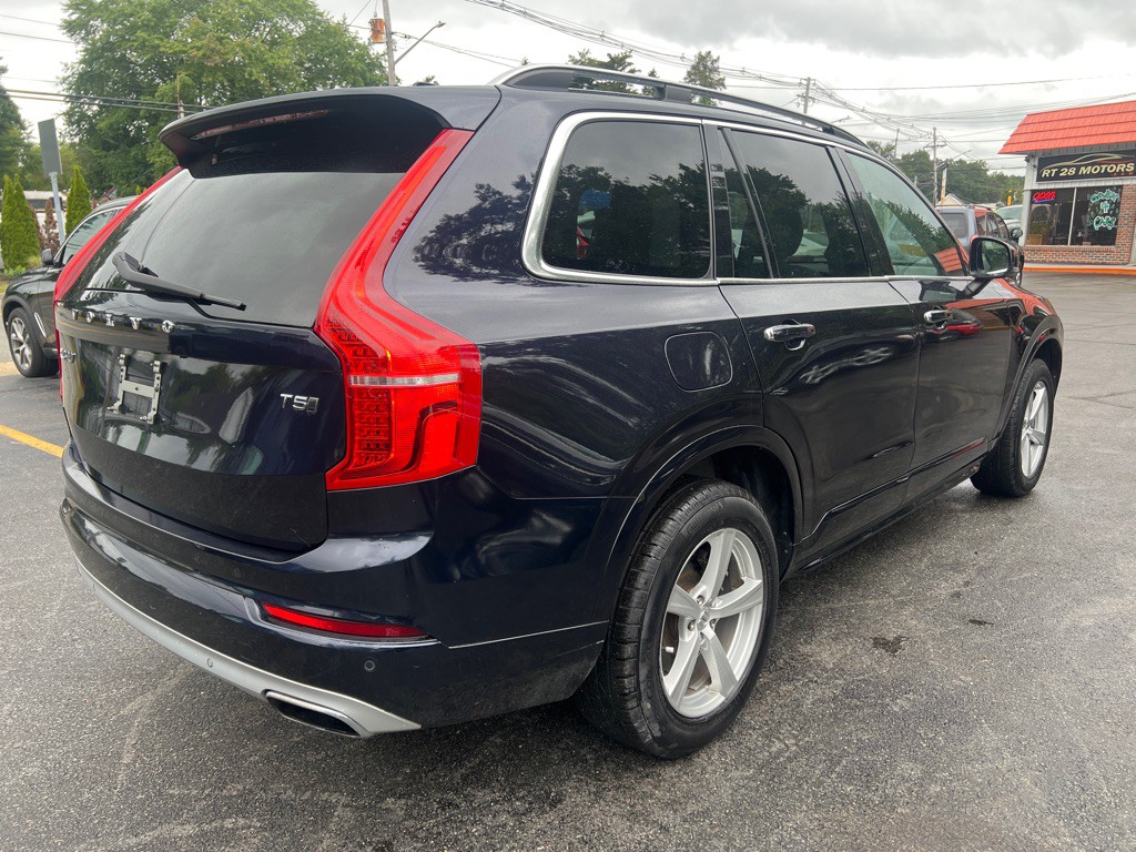 2016 Volvo XC90 Image 9