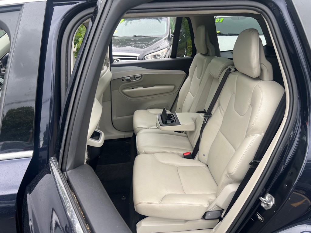 2016 Volvo XC90 Image 15