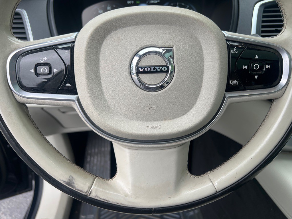2016 Volvo XC90 Image 18
