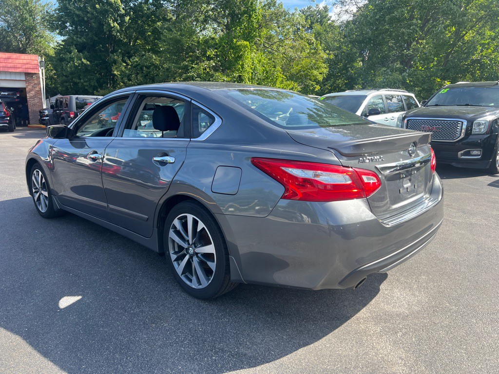 2016 Nissan Altima Image 3