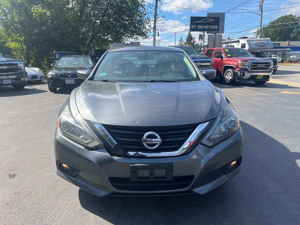 2016 Nissan Altima Image 8