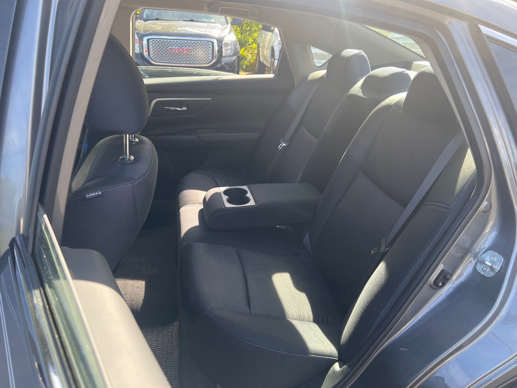 2016 Nissan Altima Image 14