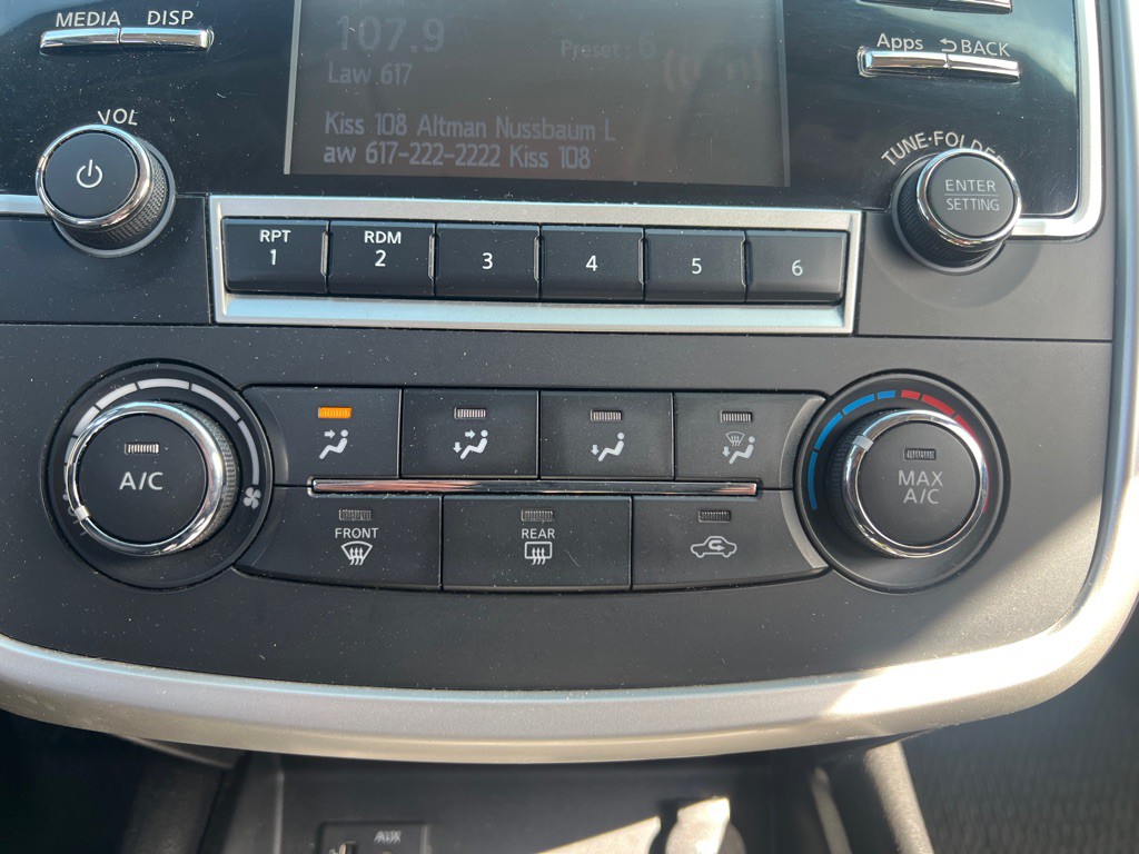 2016 Nissan Altima Image 21
