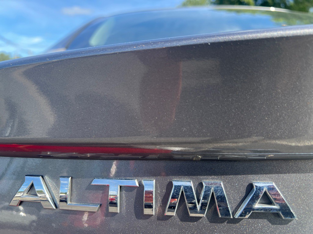 2016 Nissan Altima Image 32