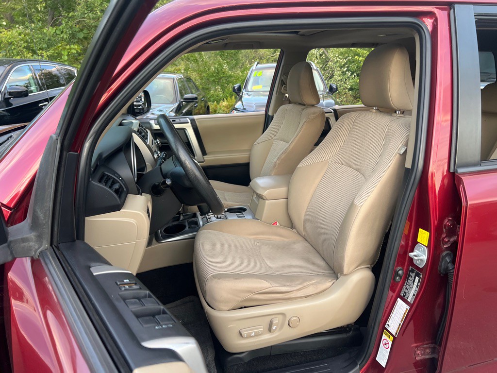 2011 Toyota 4Runner Image 13