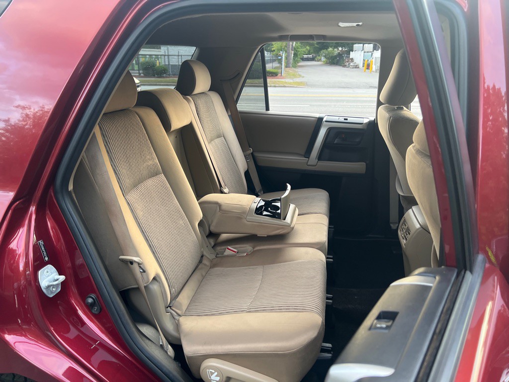 2011 Toyota 4Runner Image 17