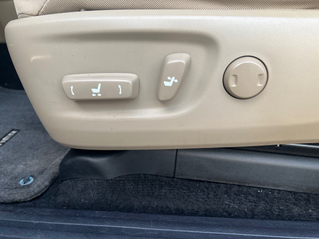 2011 Toyota 4Runner Image 30