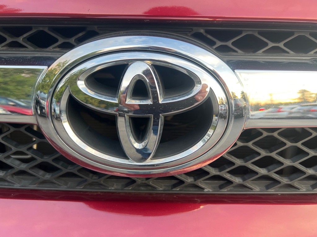 2011 Toyota 4Runner Image 40