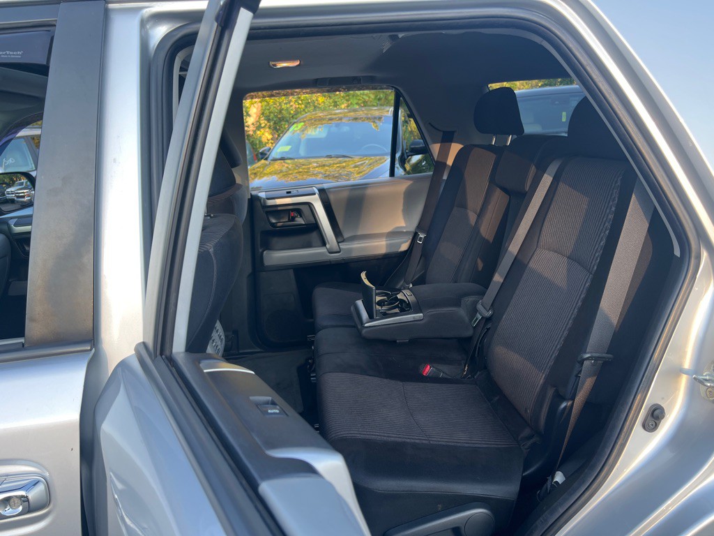 2013 Toyota 4Runner Image 15