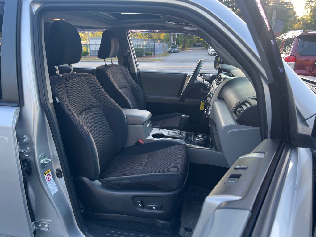 2013 Toyota 4Runner Image 17