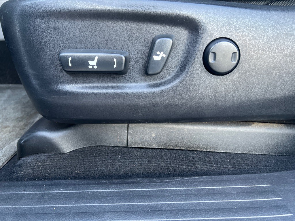 2013 Toyota 4Runner Image 35