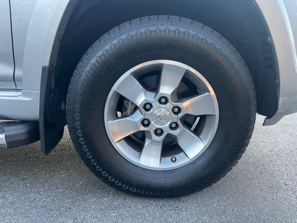 2013 Toyota 4Runner Image 42