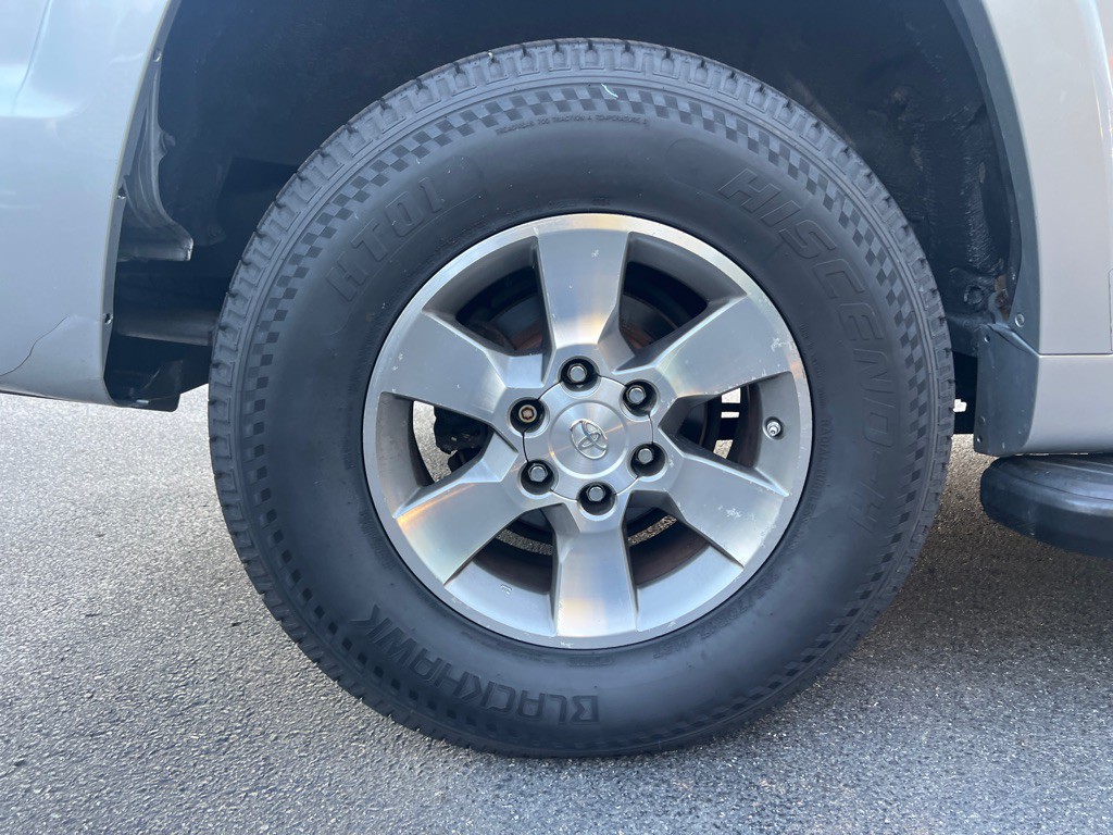 2013 Toyota 4Runner Image 43