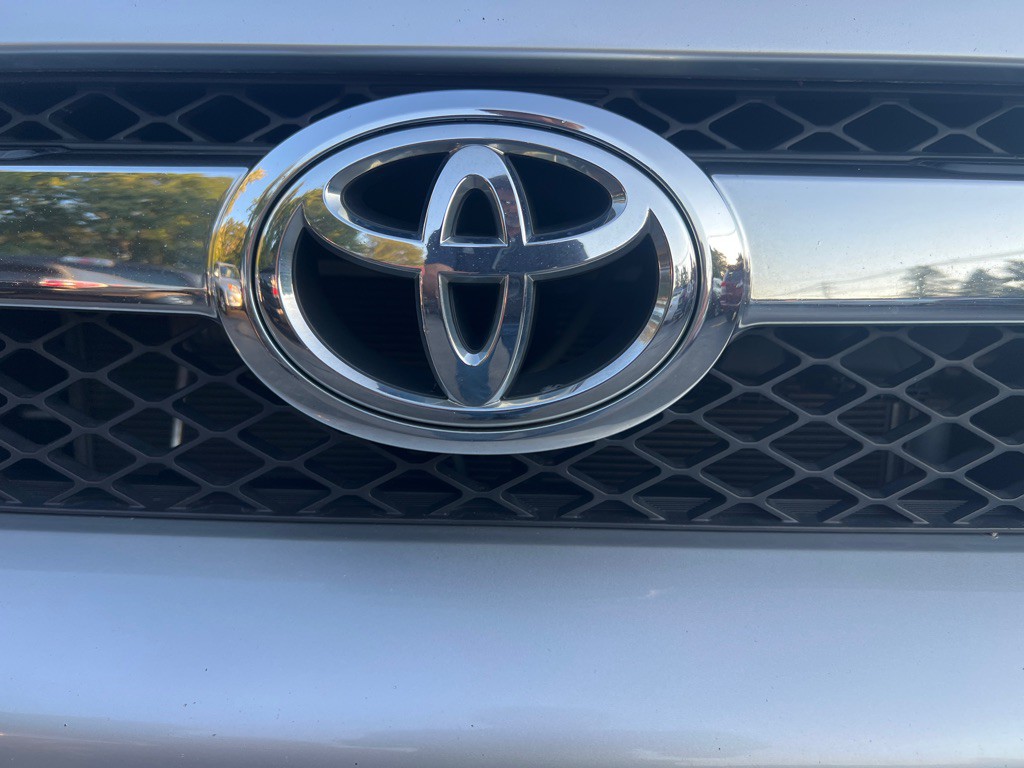 2013 Toyota 4Runner Image 45