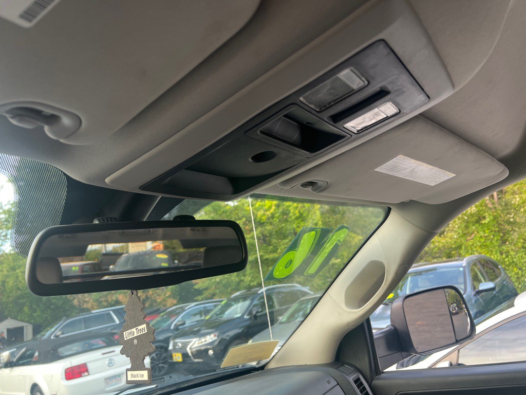 2016 RAM 3500 Image 24