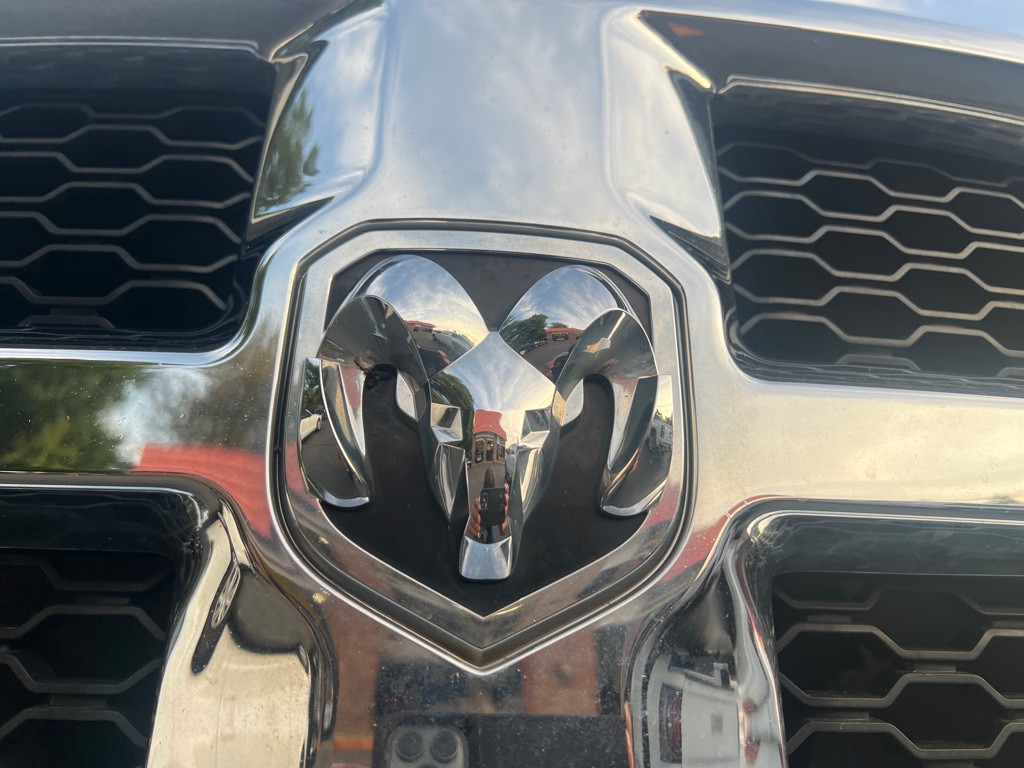 2016 RAM 3500 Image 36