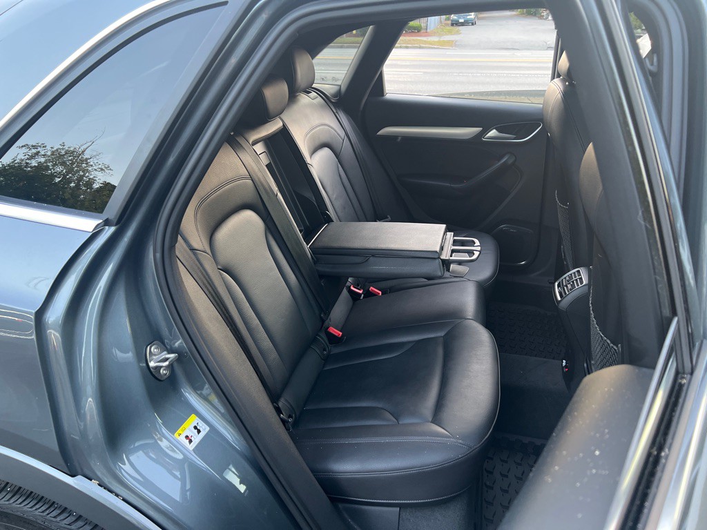 2017 Audi Q3 Image 18