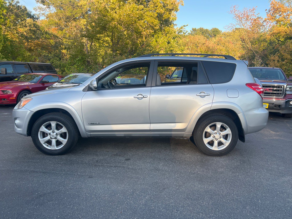 2012 Toyota Rav4 Image 2