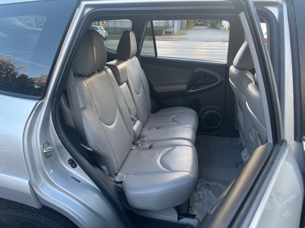 2012 Toyota Rav4 Image 18