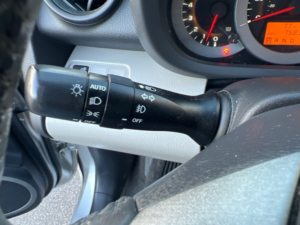 2012 Toyota Rav4 Image 20