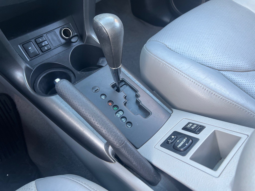 2012 Toyota Rav4 Image 24